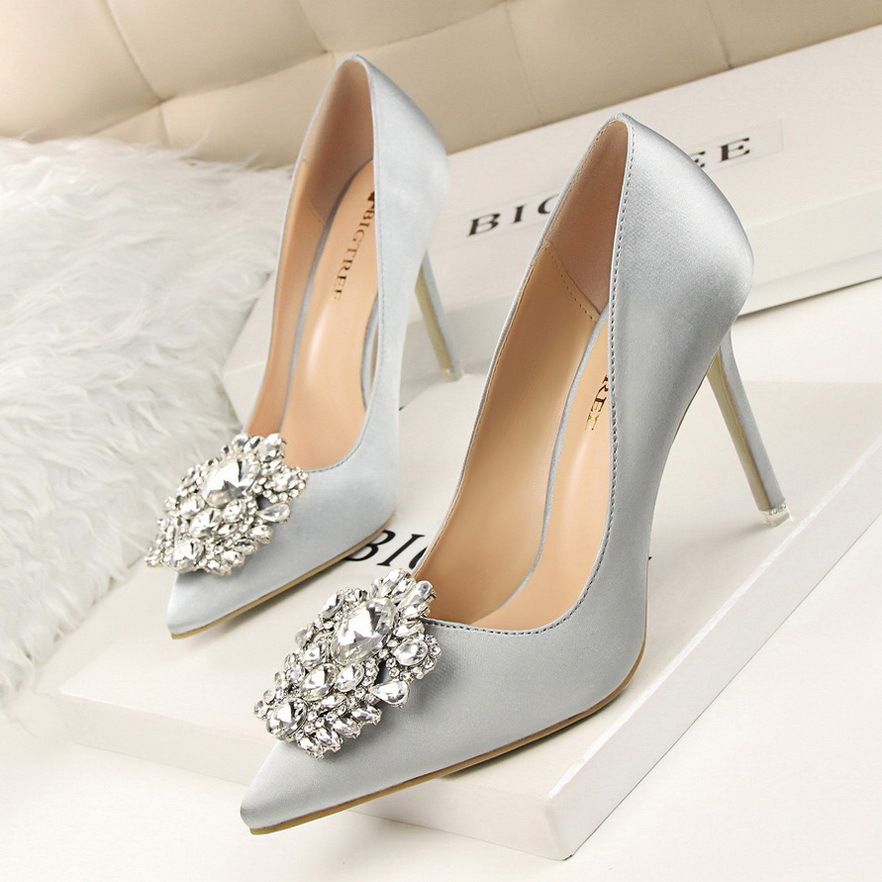 491212051